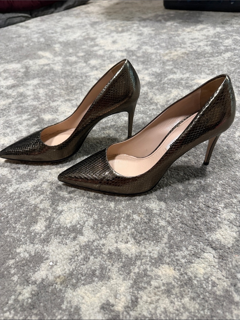 Miu Miu Metallic Gunmetal Textured Pointed-Toe Pumps - Picture 2 of 4